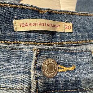 Levi's 724 High Rise Straight